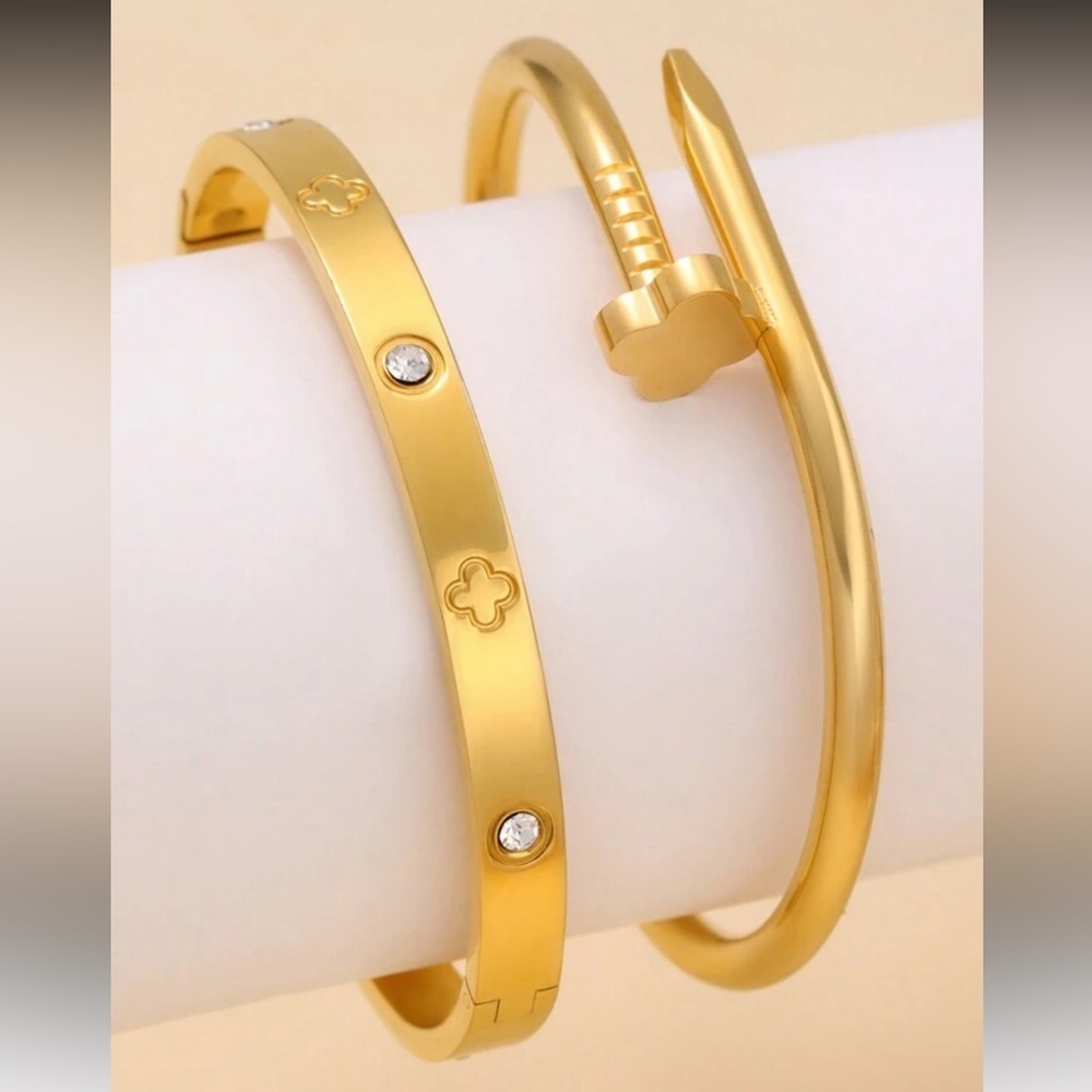 Gold Plated Stainless Steel 2pc Clover Nail Love Bracelet Set
